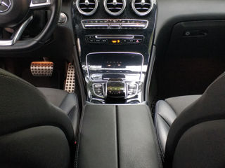 Mercedes GLC foto 5