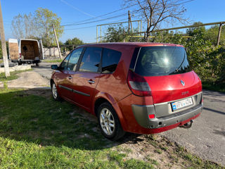 Renault Grand Scenic foto 4