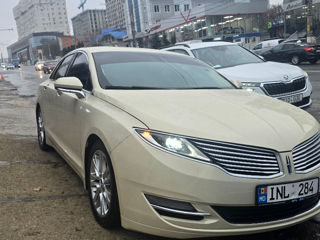 Lincoln MKZ foto 2