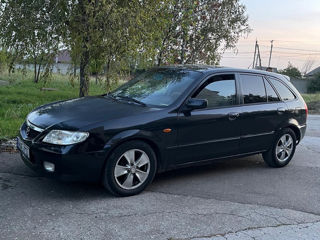 Mazda 323 foto 4