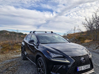 Lexus NX Series foto 2