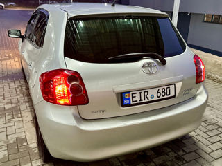 Toyota Auris foto 2