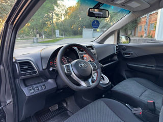 Toyota Verso-S foto 9