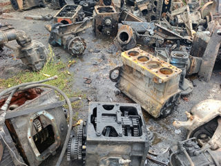 Dezmembrez tractoare mtz 82.1 892 952 820 foto 0