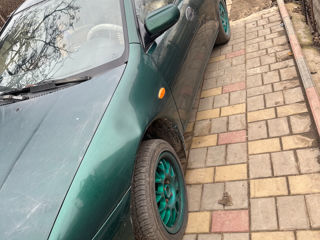 Mazda 323 foto 4