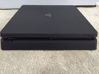 PlayStation 4 Slim