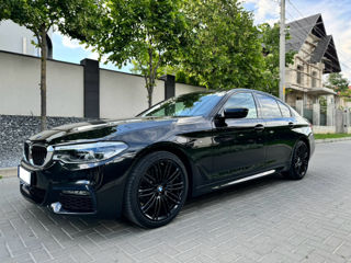 BMW 5 Series foto 4