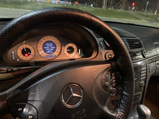 Mercedes E-Class foto 5