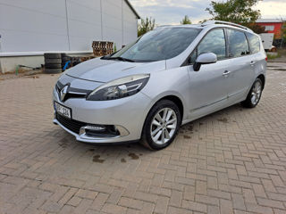 Renault Grand Scenic foto 2