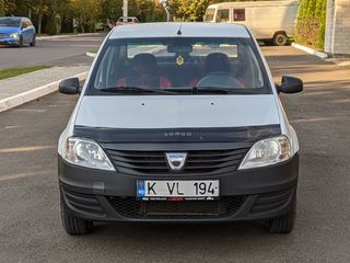 Dacia Logan foto 2