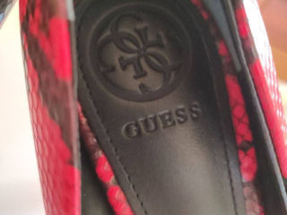 Guess foto 2