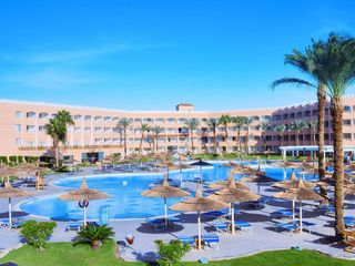 Beach Albatros Resort 5* Hurgada. Зеленая территория, бассейны с подогревом, песчаный вход в море! foto 6