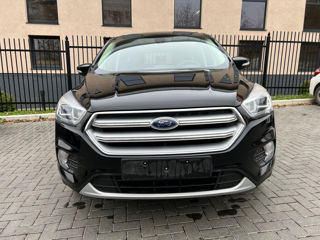 Ford Kuga foto 2