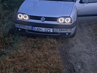 Volkswagen Golf foto 2