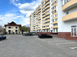 Apartament cu 3 camere, 155 m², Ciocana, Chișinău foto 1