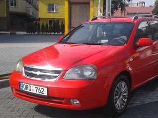 Chevrolet Nubira foto 4