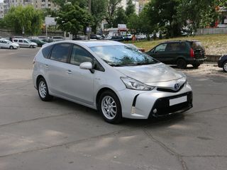 Toyota Prius + foto 2