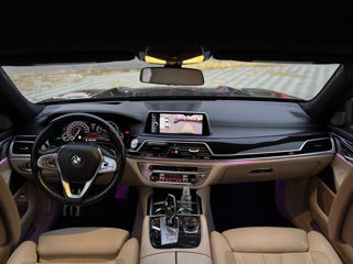 BMW 7 Series foto 9