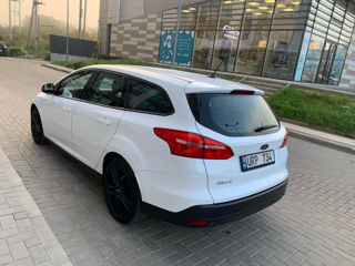 Ford Focus foto 6