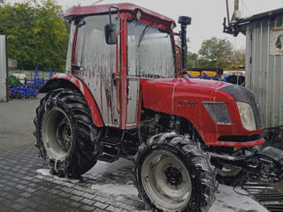 Tractor DF 804