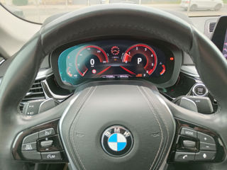 BMW 5 Series foto 12