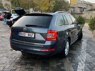 Skoda Octavia foto 3