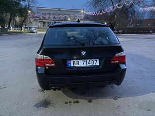 BMW 5 Series foto 5