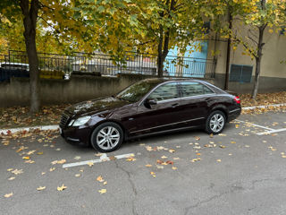 Mercedes E-Class foto 2