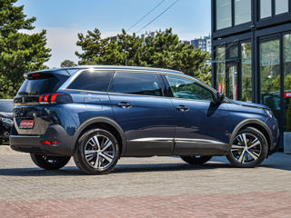 Peugeot 5008 foto 2