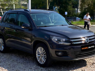 Volkswagen Tiguan foto 2