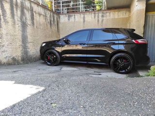 Ford Edge foto 2