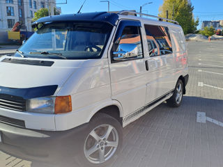 Volkswagen Transporter foto 2