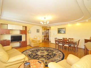 Apartament cu 3 camere, bloc nou, Pîrcălab, Centru, 650 € ! foto 1