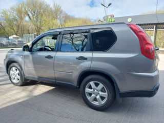 Nissan X-Trail foto 1