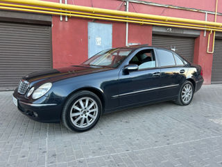 Mercedes E-Class foto 4