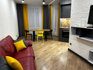 Apartament cu 2 camere, 74 m², Centru, Chișinău foto 1