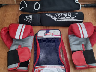 Перчатки :Lonsdale Contender Boxing Gloves". foto 1