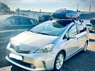 Toyota Prius + foto 2