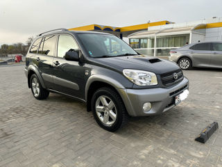 Toyota Rav 4 foto 2