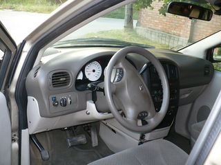 Dodge Caravan foto 7