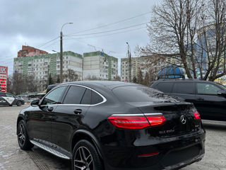 Mercedes GLC foto 6