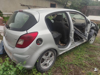 Opel Corsa D Facelift foto 4