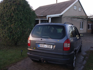 Opel Zafira foto 6