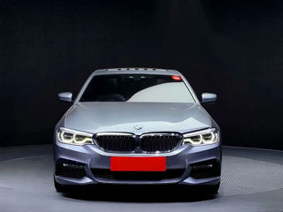 BMW 5 Series foto 3