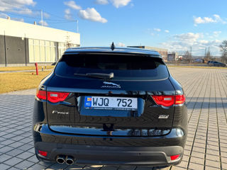 Jaguar F-pace foto 8