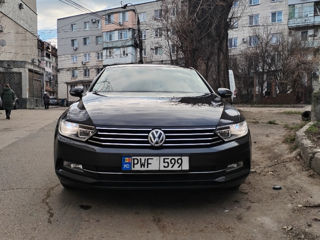 Volkswagen Passat foto 2