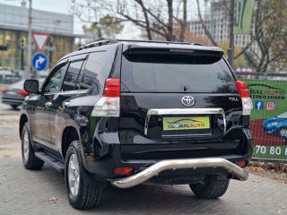 Toyota Land Cruiser Prado foto 4