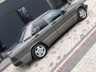 Mercedes 190 foto 5