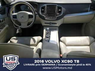 Volvo XC90 foto 8