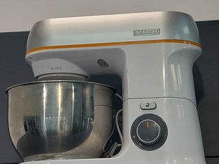 Robot de bucatarie sencor 1090 lei